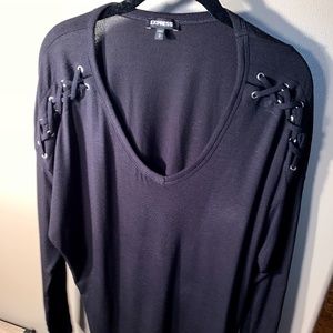 Soft black long sleeve v-neck shirt